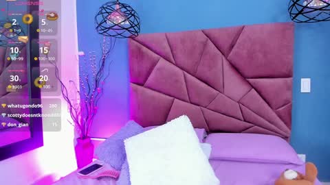 Snapshot of maithe_ferrer chatting on 8, 2, 2025 MAITHEFERRER online show from 8, 2, 2025