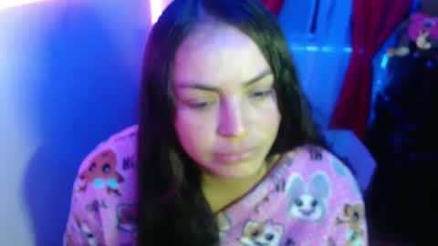 Hello friends Im on another account    online show from 25, 1, 2025