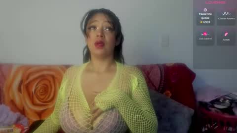 Snapshot of maitte_love chatting on 20, 3, 2026 maitte_love online show from 20, 3, 2026