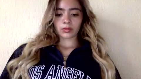 majo_gomezz online show from 29, 3, 2026
