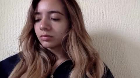Snapshot of majo_gomezz chatting on 6, 6, 2026 majo_gomezz online show from 6, 6, 2026