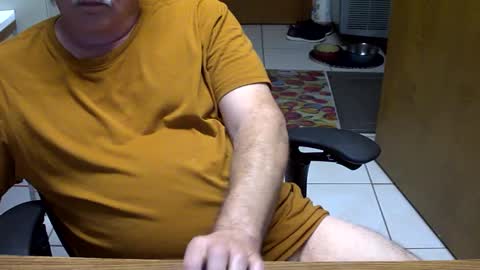 Snapshot of majormike34 chatting on 27, 2, 2025 majormike34 online show from 27, 2, 2025