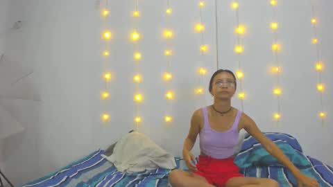 Snapshot of make_me_feel_ chatting on 1, 3, 2026 Shawna Tom online show from 1, 3, 2026