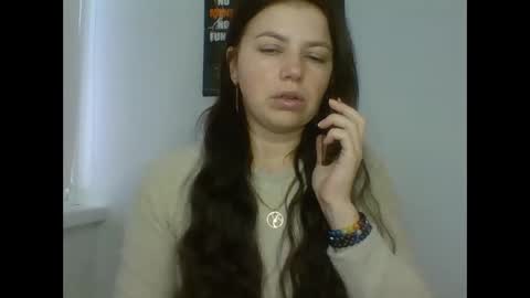 make_mesmile online show from 15, 12, 2025