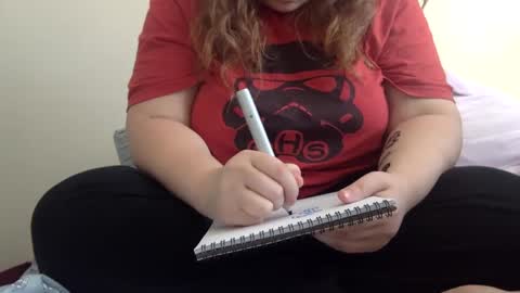 Snapshot of makemesquirt06 chatting on 15, 9, 2025 makemesquirt06 online show from 15, 9, 2025