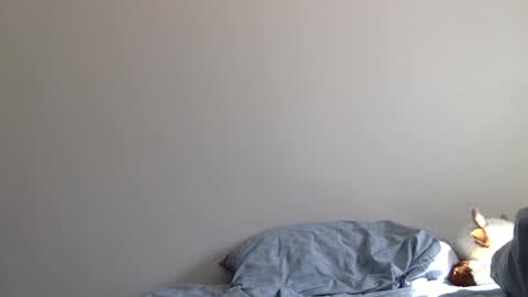 Snapshot of makemesquirt06 chatting on 18, 10, 2025 makemesquirt06 online show from 18, 10, 2025