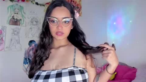 Snapshot of maki_sins chatting on 26, 4, 2026 Maki Sins online show from 26, 4, 2026