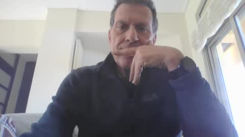 makis8989 online show from 31, 12, 2024