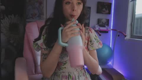 MakiyahBelle online show from 24, 4, 2026