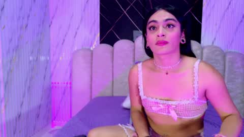 malaia thompson  online show from 4, 5, 2026