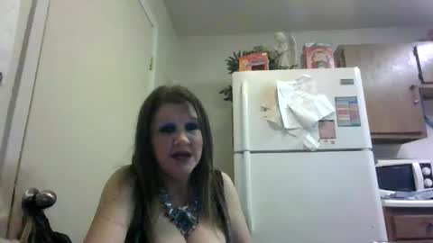 Snapshot of malinda702 chatting on 17, 1, 2025 malinda702 online show from 17, 1, 2025