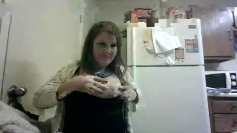 Snapshot of malinda702 chatting on 18, 1, 2025 malinda702 online show from 18, 1, 2025