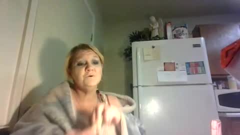 malinda702 online show from 7, 4, 2026