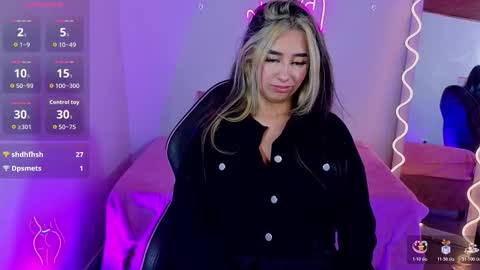 Malory  online show from 26, 11, 2025