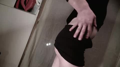 Anamalenka online show from 20, 1, 2025