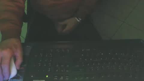 Snapshot of maly246 chatting on 12, 1, 2026 maly246 online show from 12, 1, 2026