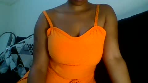 Snapshot of mamacita235045 chatting on 17, 7, 2026 mamacita235045 online show from 17, 7, 2026