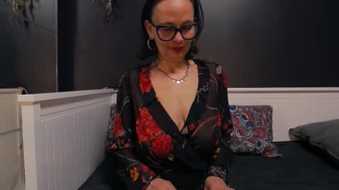 ioana love online show from 22, 3, 2026