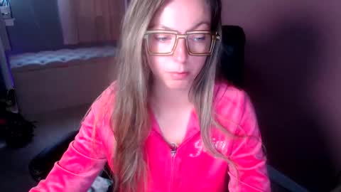 Snapshot of mandybabyxxx chatting on 21, 12, 2025 MandyBabyXXX online show from 21, 12, 2025