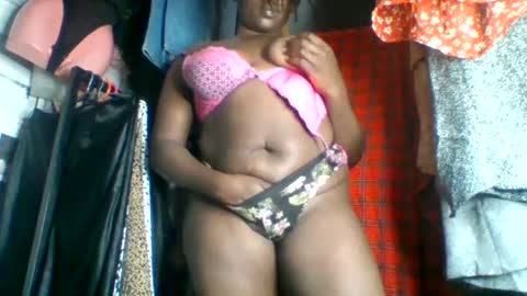 Missdarkchocolate online show from 25, 6, 2026