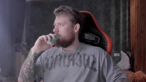 Arthur online show from 26, 11, 2025