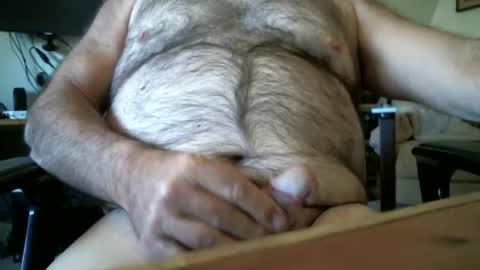 Snapshot of manleg439 chatting on 5, 2, 2026 manleg439 online show from 5, 2, 2026