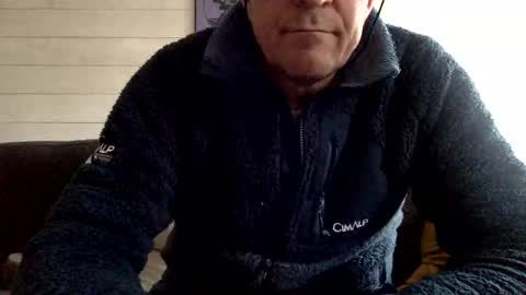 Snapshot of manpower2012 chatting on 14, 12, 2024 Manpo online show from 14, 12, 2024