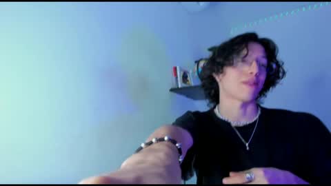 Manuel online show from 28, 11, 2025