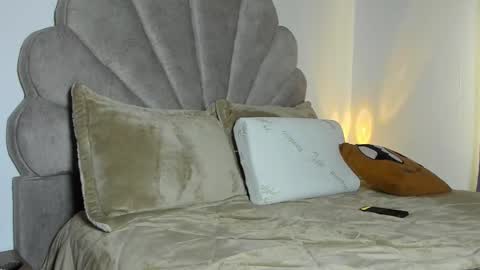 manucute 23  online show from 2, 2, 2026