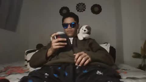 Snapshot of manuel444rl chatting on 23, 10, 2025 Manuel RL online show from 23, 10, 2025