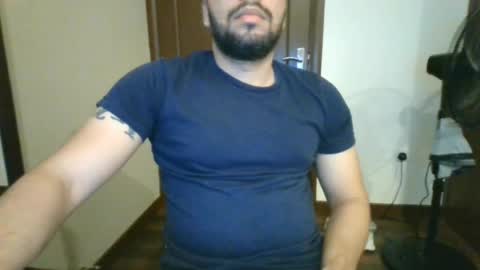 Snapshot of manuel777a2 chatting on 2, 8, 2026 manuel777a2 online show from 2, 8, 2026