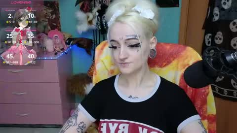 Manuela online show from 25, 5, 2026