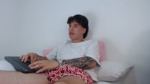 Snapshot of manuelr77 chatting on 26, 7, 2026 Manuel online show from 26, 7, 2026