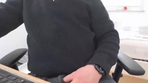 manuherb84 online show from 9, 3, 2026