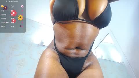 mara_thompsonn online show from 6, 1, 2025