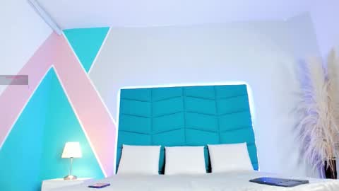 mara_winters_ online show from 11, 11, 2025