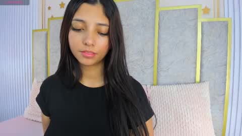 Maraluna online show from 10, 2, 2025