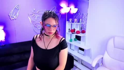 Snapshot of maramartinez_ chatting on 1, 5, 2026 maramartinez_ online show from 1, 5, 2026