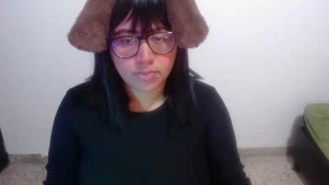 Mara Silk online show from 24, 9, 2025