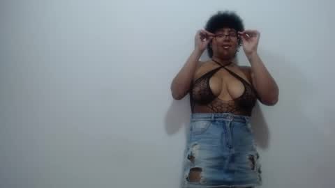 Mara Silk online show from 2, 10, 2025