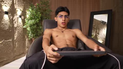 Marco and Ethan online show from 3, 4, 2026