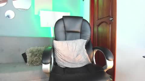 Marcus Jax1 online show from 7, 12, 2024