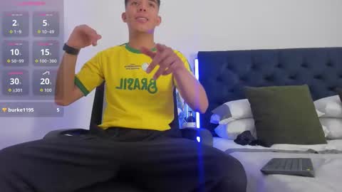 marcus_moreno online show from 17, 12, 2025