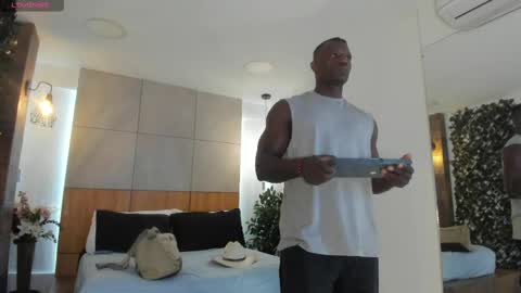 Snapshot of marcusblack_ chatting on 25, 4, 2026 Marcusssss online show from 25, 4, 2026