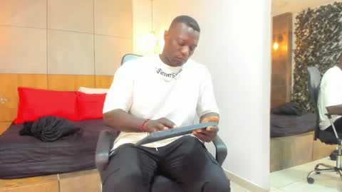 Snapshot of marcusblack_ chatting on 2, 5, 2026 Marcusssss online show from 2, 5, 2026