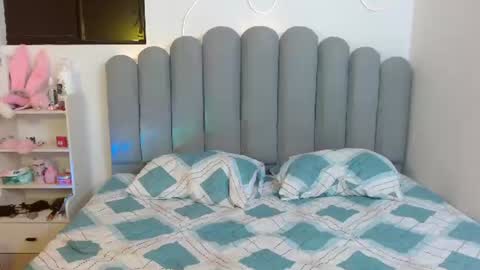 Snapshot of marenka_ chatting on 22, 6, 2026 marenka online show from 22, 6, 2026