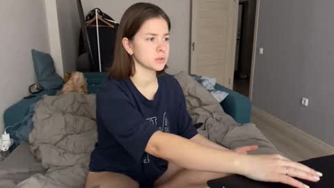 Snapshot of margaretstrein chatting on 22, 4, 2026 Alex and Jane online show from 22, 4, 2026