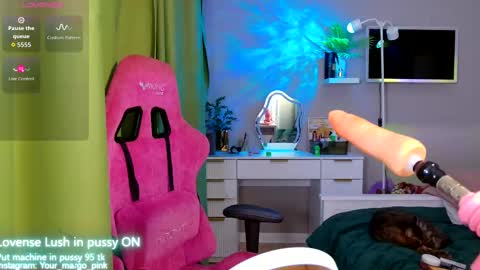 Snapshot of margohotty chatting on 4, 10, 2025 Margo for you online show from 4, 10, 2025