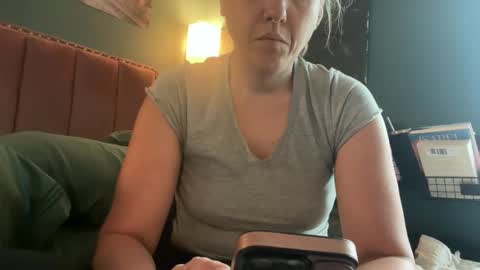Snapshot of margolane chatting on 30, 4, 2026 Elle online show from 30, 4, 2026