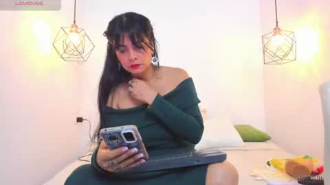 Snapshot of margot1__ chatting on 7, 7, 2026 Georgia online show from 7, 7, 2026